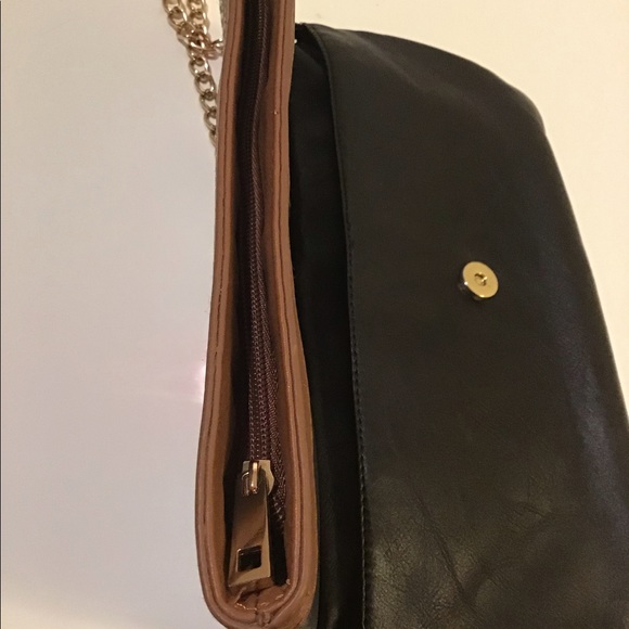 Aldo brown black hot pink textured folding clutch with removable heavy chain - Picture 6 of 14